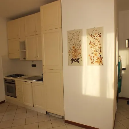 Il Sole Apartment *